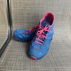 OnCloud running shoes